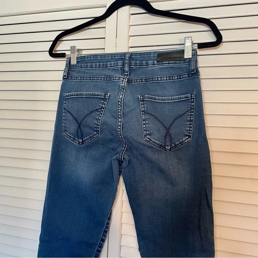 Calvin Klein Straight Legged Jeans - Picture 5 of 6